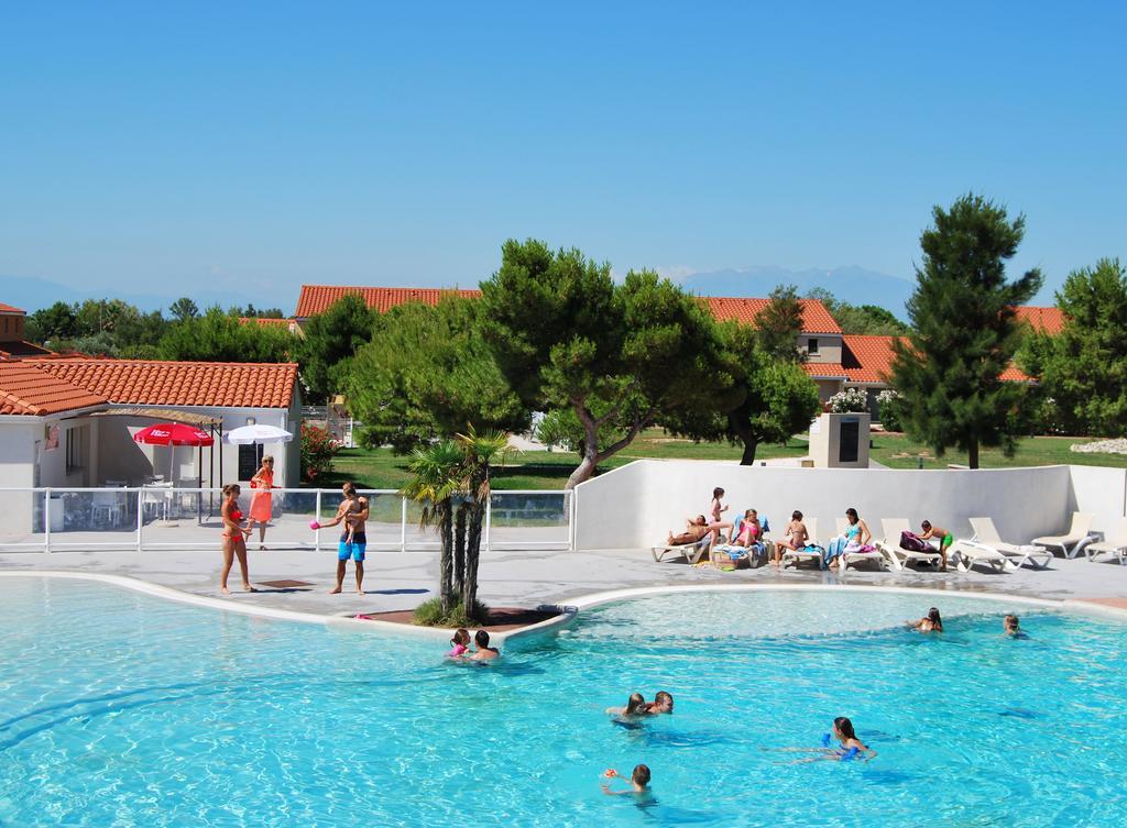 Lagrange Grand Bleu Vacances - Residence Le Mas De Torreilles Exterior foto